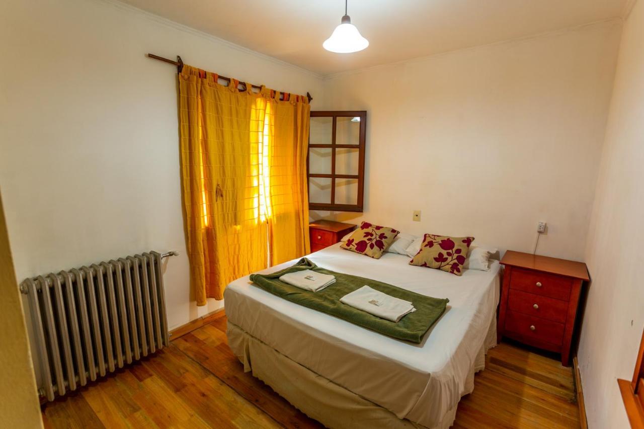 Pintó Terraza Hostel Esquel Kültér fotó